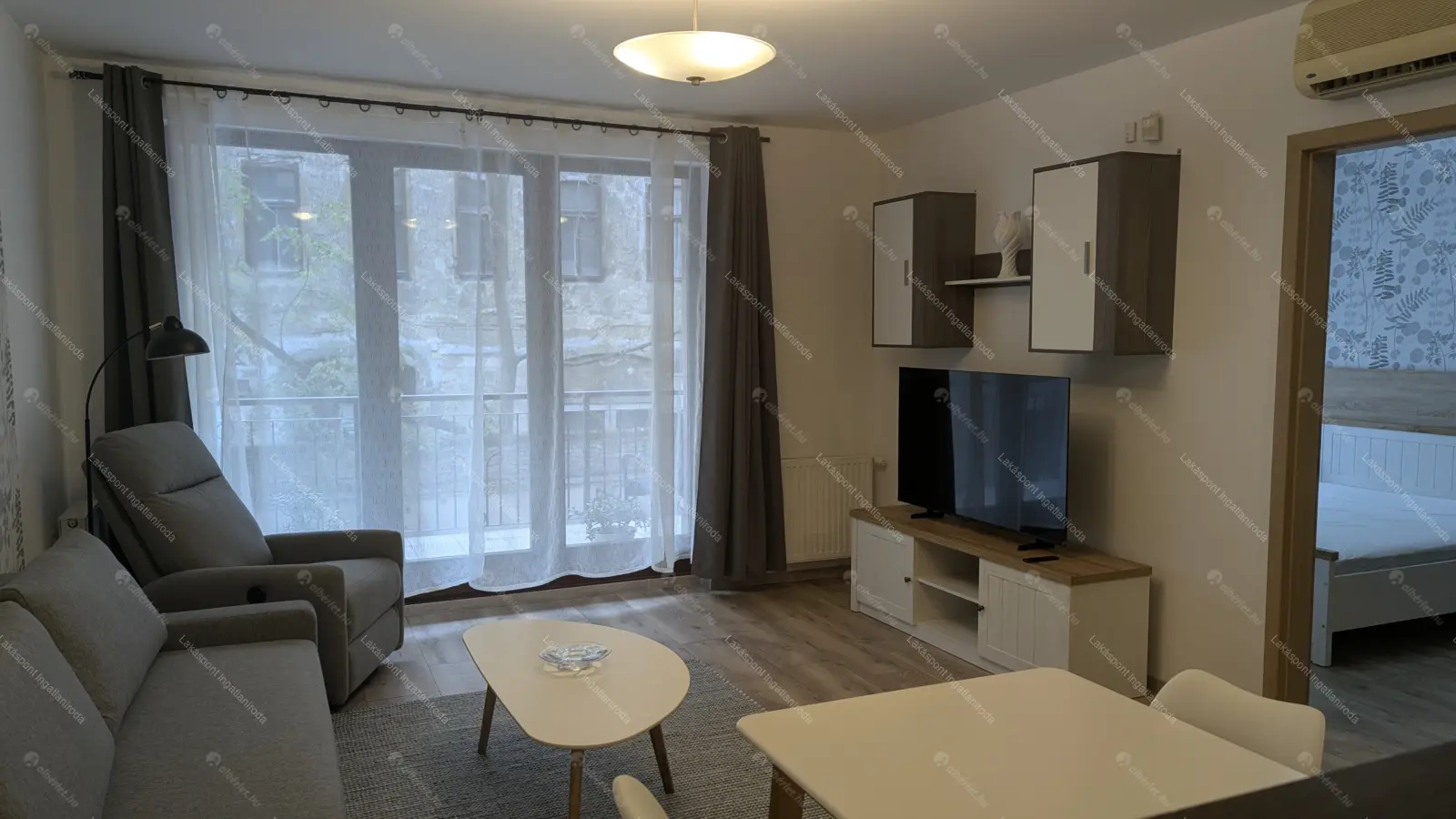 Kiadó albérlet 291000 Ft/hó áron: Budapest, VII. kerület  Holló utca. Mérete: 50 nm, 2 szobás | Alberlet.hu - 6674244