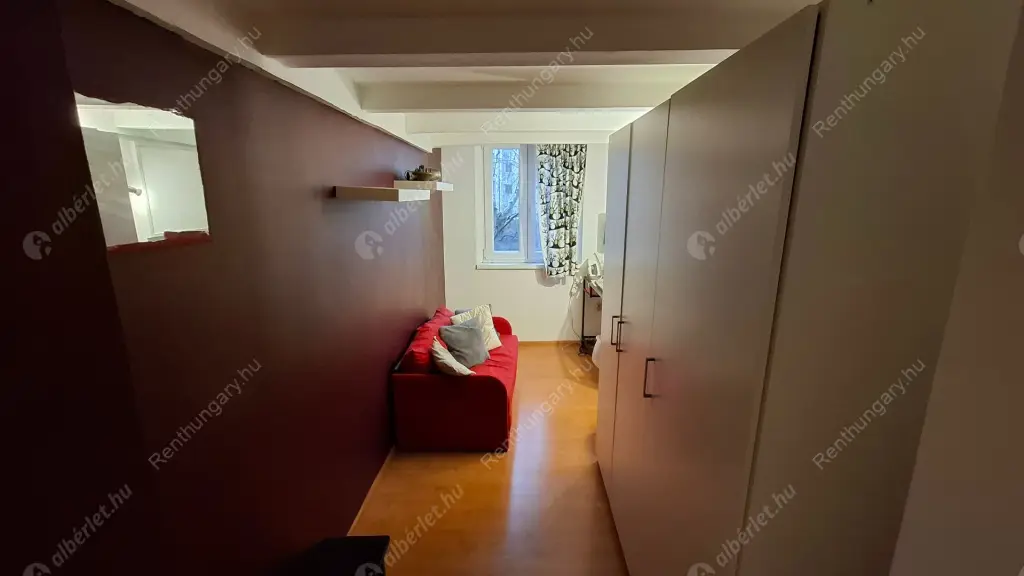 Kiadó albérlet 320000 Ft/hó áron: Budapest, VII. kerület  Holló utca. Mérete: 65 nm, 2 szobás | Alberlet.hu - 6606438
