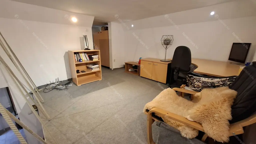 Kiadó albérlet 240000 Ft/hó áron: Budapest, VII. kerület  Holló utca. Mérete: 65 nm, 2 szobás | Alberlet.hu - 6695990