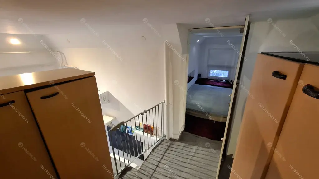 Kiadó albérlet 240000 Ft/hó áron: Budapest, VII. kerület  Holló utca. Mérete: 65 nm, 2 szobás | Alberlet.hu - 6695992