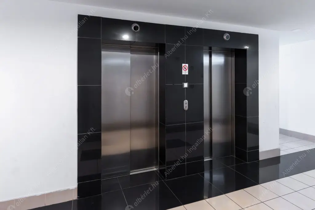 Kiadó albérlet 580000 Ft/hó áron: Budapest, VII. kerület  Holló utca. Mérete: 73 nm, 3 szobás | Alberlet.hu - 6578500