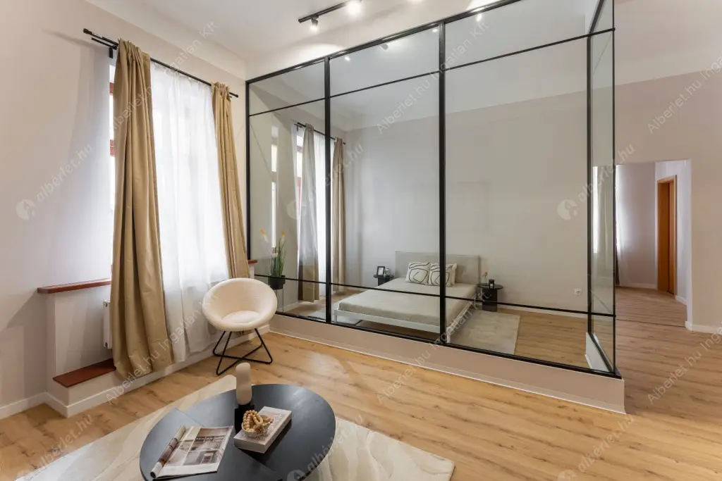 Kiadó albérlet 490000 Ft/hó áron: Budapest, VII. kerület  Holló utca. Mérete: 73 nm, 3 szobás | Alberlet.hu - 6579249