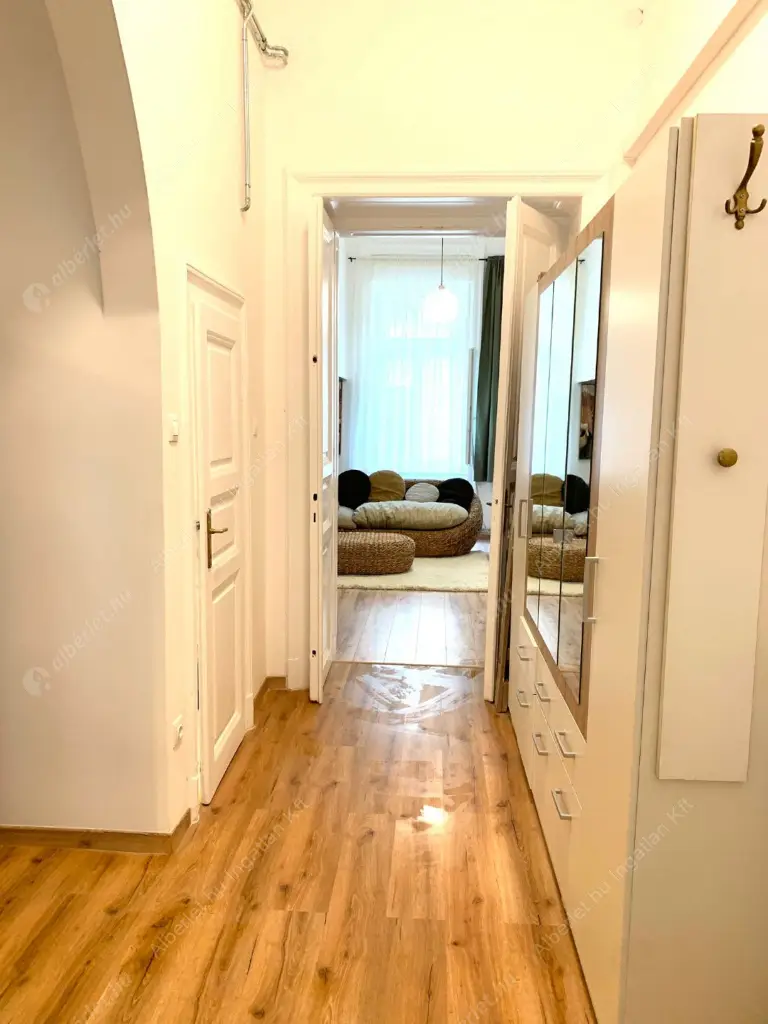 Kiadó albérlet 623000 Ft/hó áron: Budapest, VII. kerület  Huszár utca. Mérete: 80 nm, 3 szobás | Alberlet.hu - 6568491