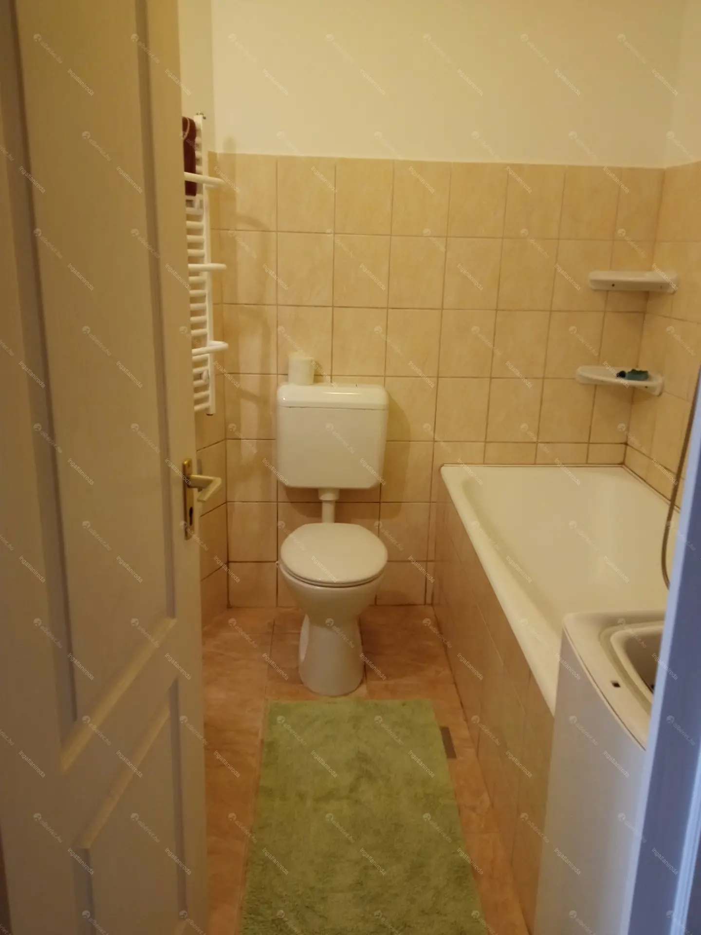 Kiadó albérlet 185000 Ft/hó áron: Budapest, VII. kerület  István út. Mérete: 30 nm, 1 szobás | Alberlet.hu - 5591712