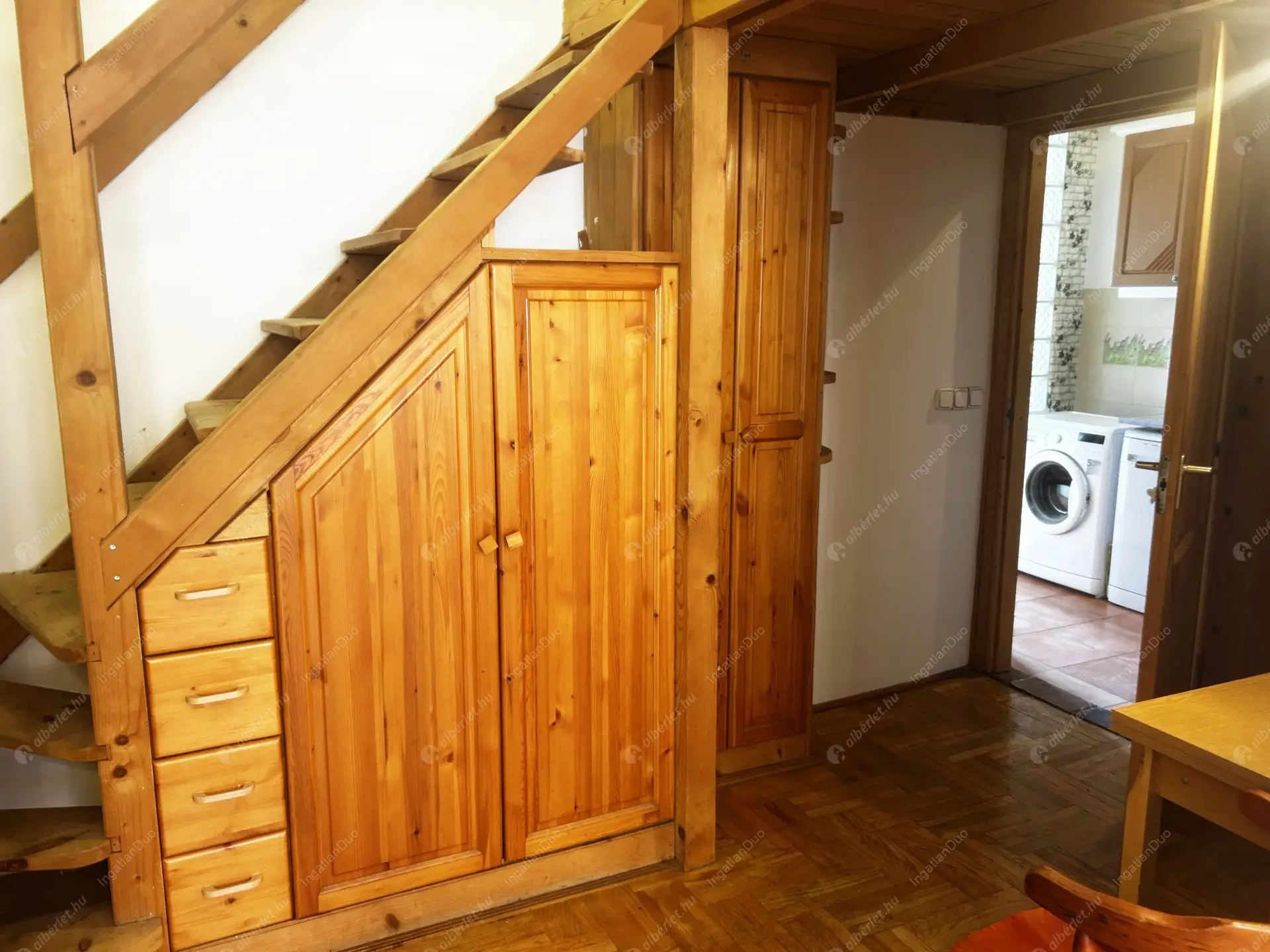 Kiadó albérlet 180000 Ft/hó áron: Budapest, VII. kerület  István út. Mérete: 40 nm, 1 szobás | Alberlet.hu - 6539413