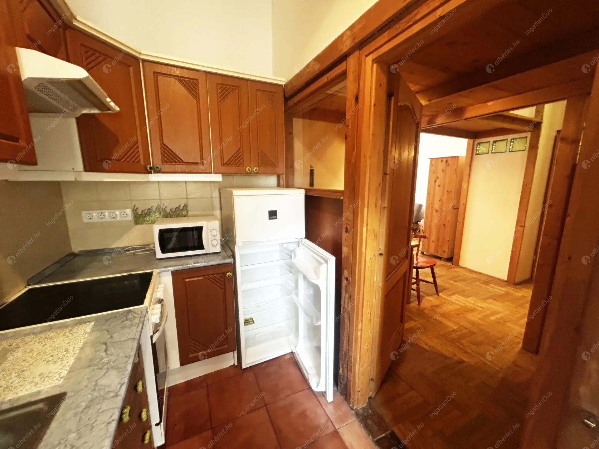 Kiadó albérlet 180000 Ft/hó áron: Budapest, VII. kerület  István út. Mérete: 40 nm, 1 szobás | Alberlet.hu - 6539426