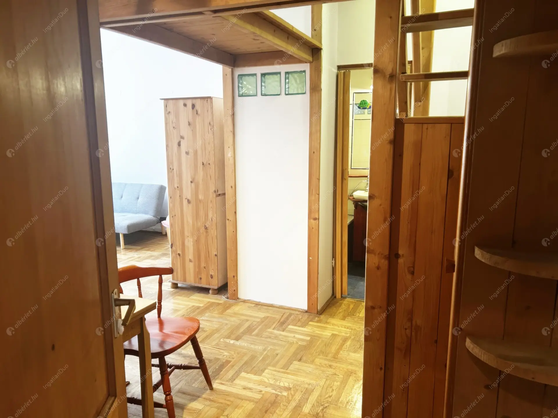 Kiadó albérlet 180000 Ft/hó áron: Budapest, VII. kerület  István út. Mérete: 40 nm, 1 szobás | Alberlet.hu - 6539428