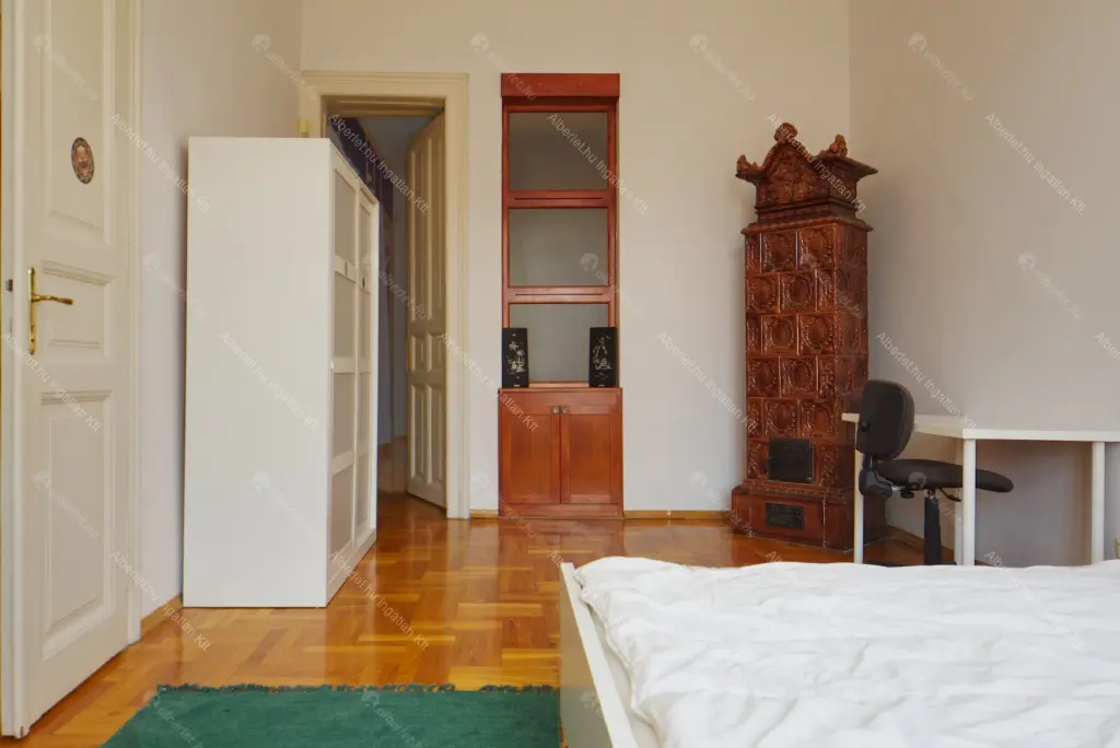 Kiadó albérlet 400000 Ft/hó áron: Budapest, VII. kerület  István utca. Mérete: 136 nm, 4 szobás | Alberlet.hu - 6707597