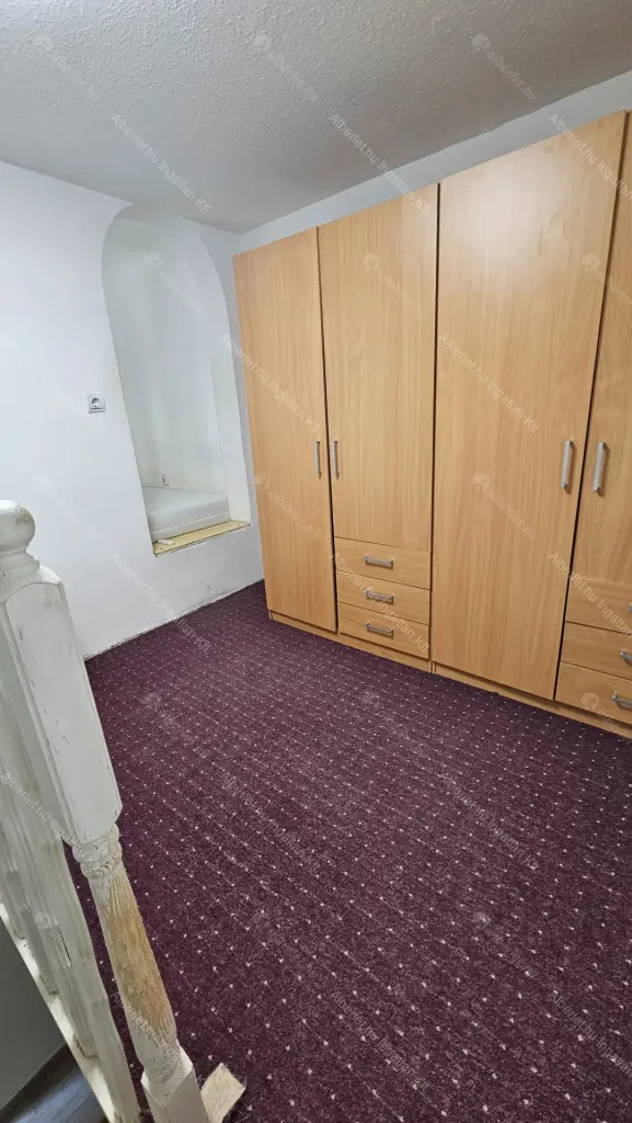 Kiadó albérlet 160000 Ft/hó áron: Budapest, VII. kerület  István utca. Mérete: 27 nm, 1 szobás | Alberlet.hu - 6671963