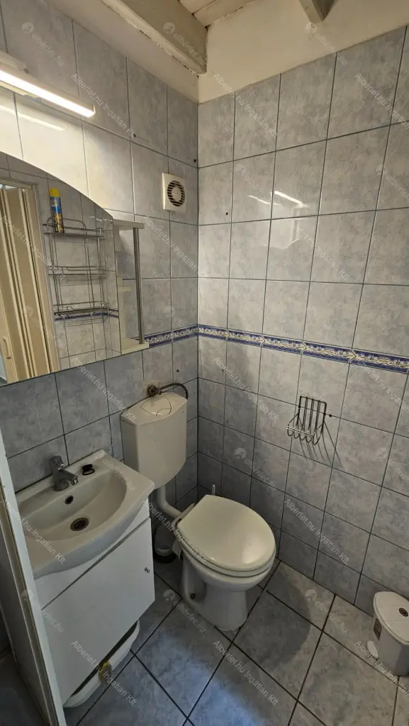 Kiadó albérlet 160000 Ft/hó áron: Budapest, VII. kerület  István utca. Mérete: 27 nm, 1 szobás | Alberlet.hu - 6671966