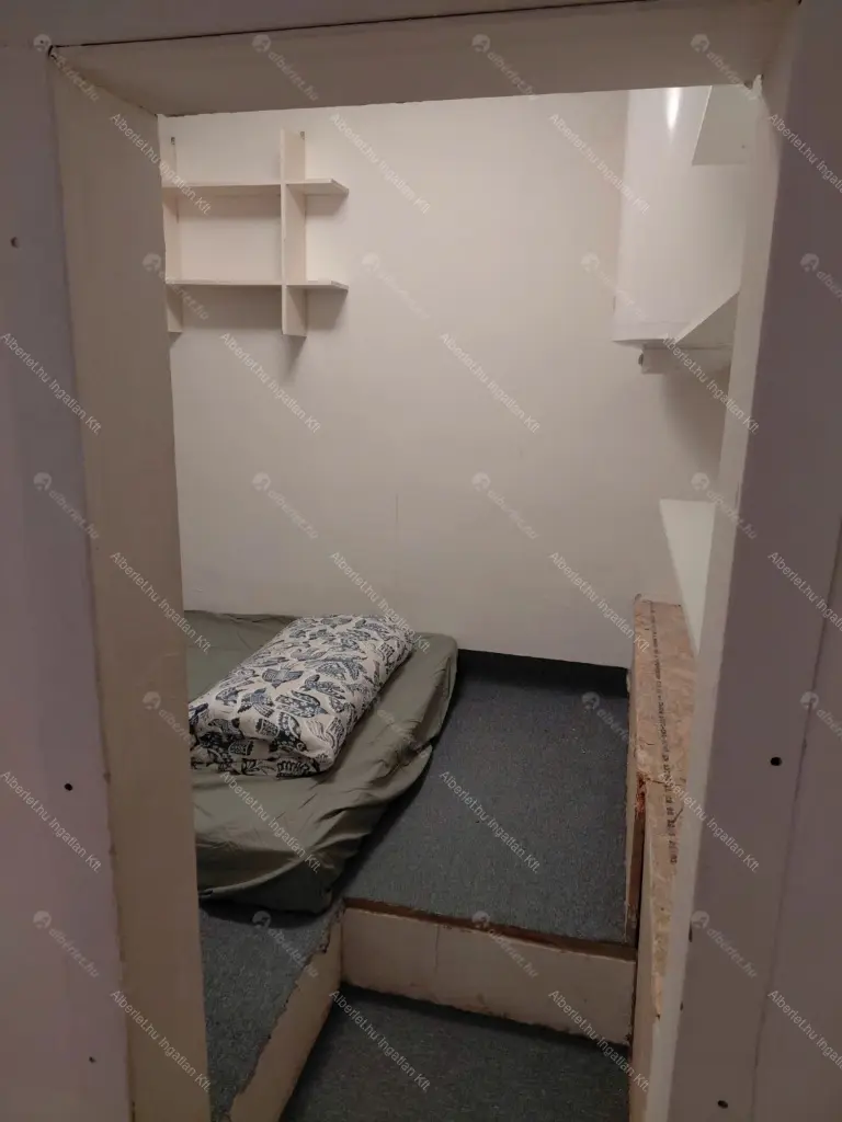 Kiadó albérlet 280000 Ft/hó áron: Budapest, VII. kerület  István utca. Mérete: 31 nm, 2 szobás | Alberlet.hu - 6696236