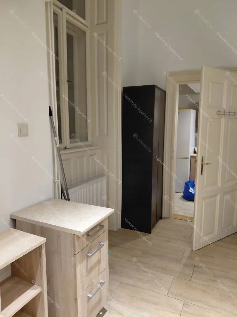 Kiadó albérlet 280000 Ft/hó áron: Budapest, VII. kerület  István utca. Mérete: 31 nm, 2 szobás | Alberlet.hu - 6696253