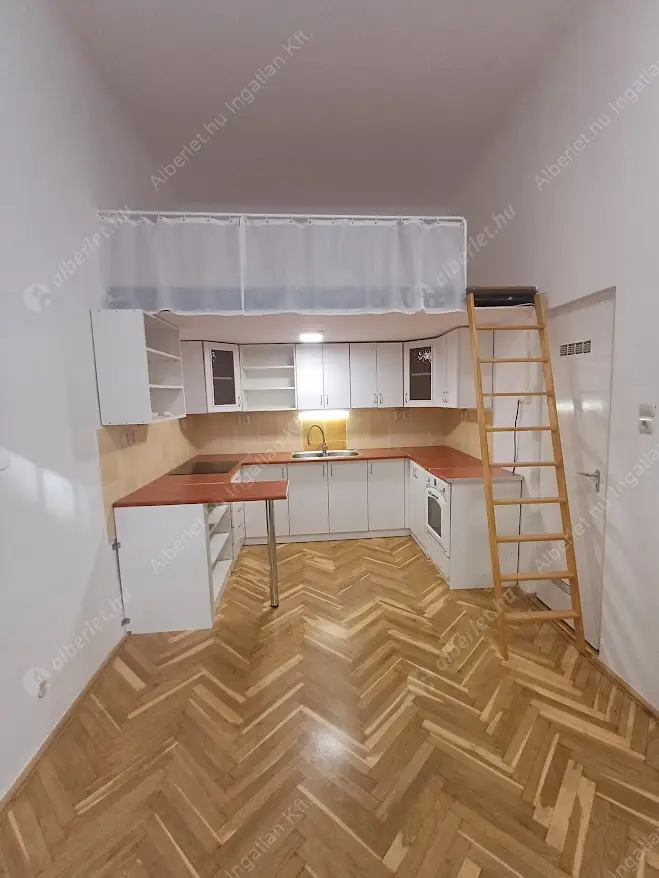 Kiadó albérlet 200000 Ft/hó áron: Budapest, VII. kerület  István utca. Mérete: 44 nm, 2 szobás | Alberlet.hu - 6572628