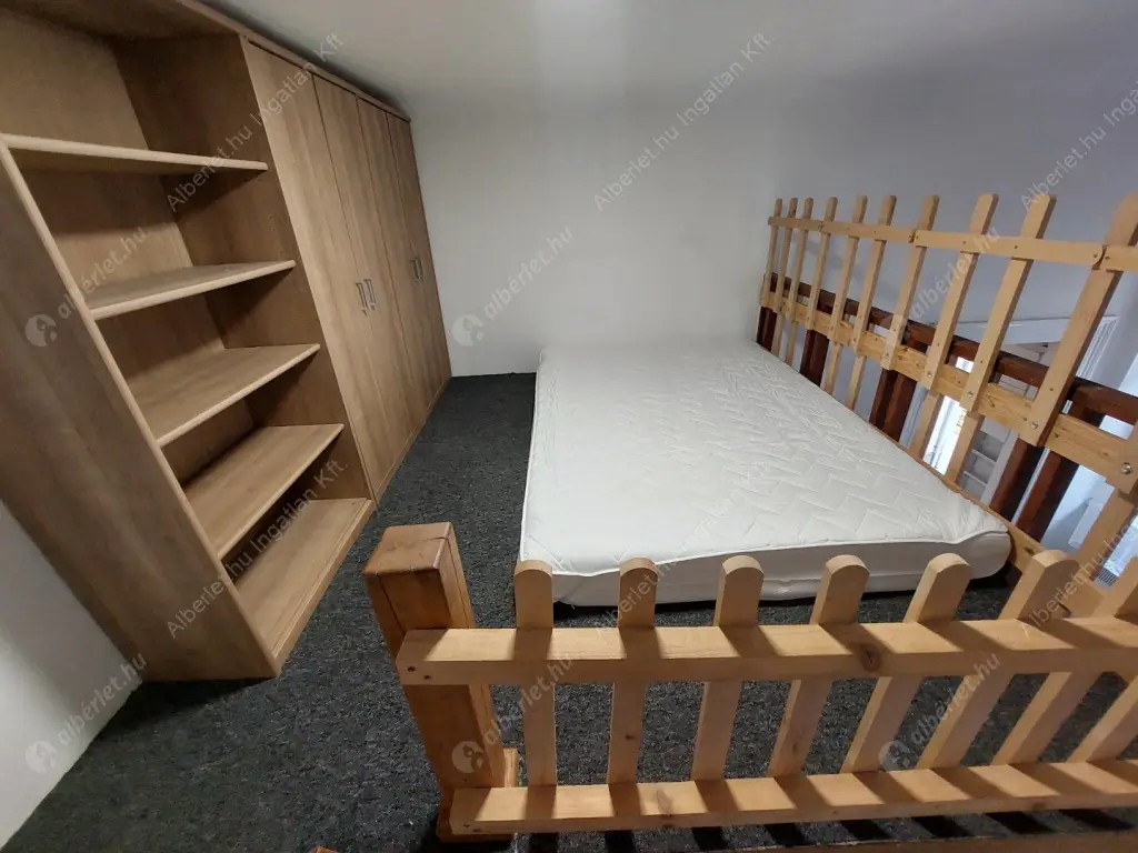 Kiadó albérlet 200000 Ft/hó áron: Budapest, VII. kerület  István utca. Mérete: 44 nm, 2 szobás | Alberlet.hu - 6625931