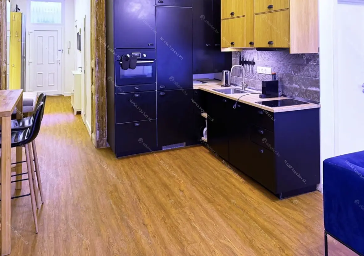 Kiadó albérlet 300000 Ft/hó áron: Budapest, VII. kerület  István utca. Mérete: 59 nm, 3 szobás | Alberlet.hu - 6686027