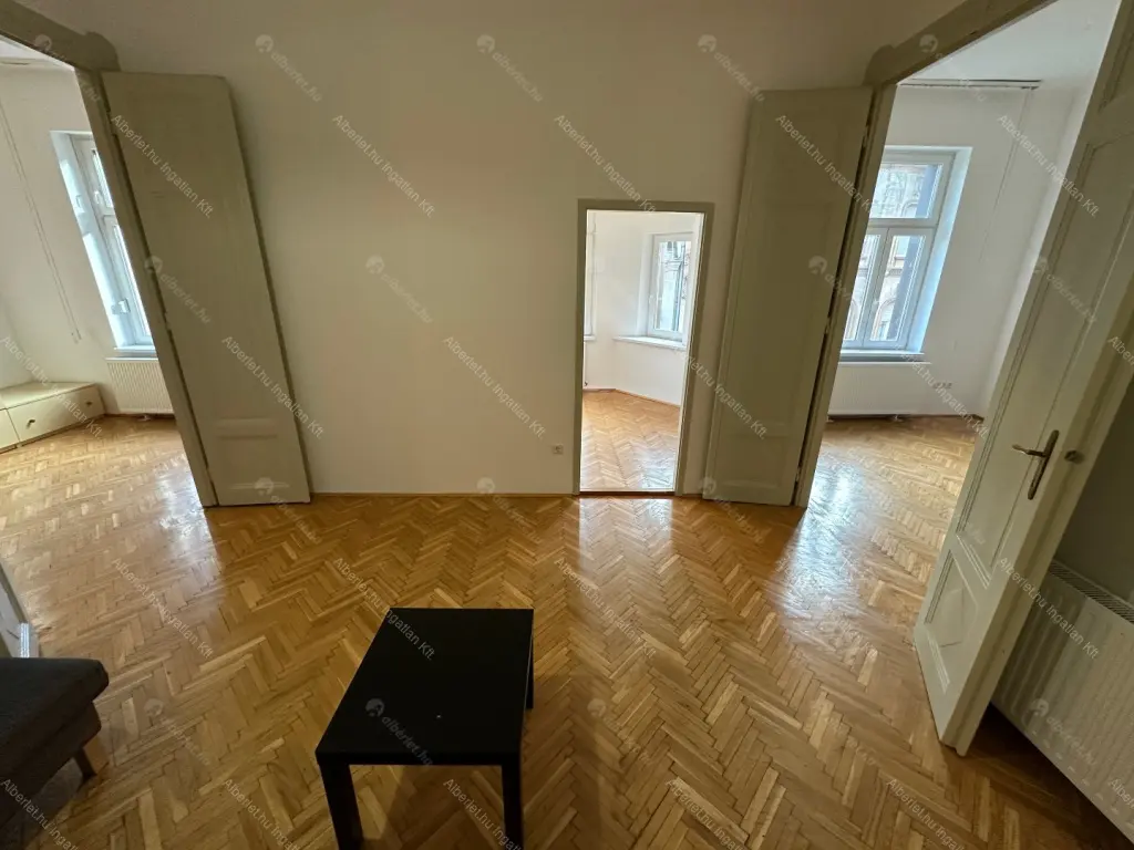 Kiadó albérlet 390000 Ft/hó áron: Budapest, VII. kerület  István utca. Mérete: 94 nm, 4 szobás | Alberlet.hu - 6646569