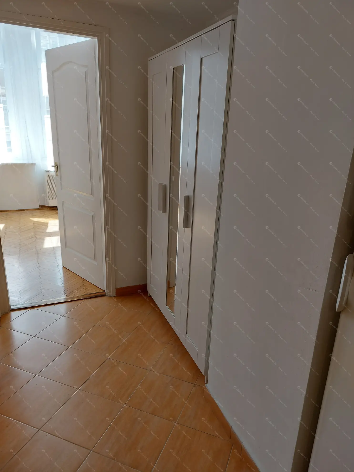 Kiadó albérlet 180000 Ft/hó áron: Budapest, VII. kerület  Izabella utca. Mérete: 33 nm, 1 szobás | Alberlet.hu - 6599367