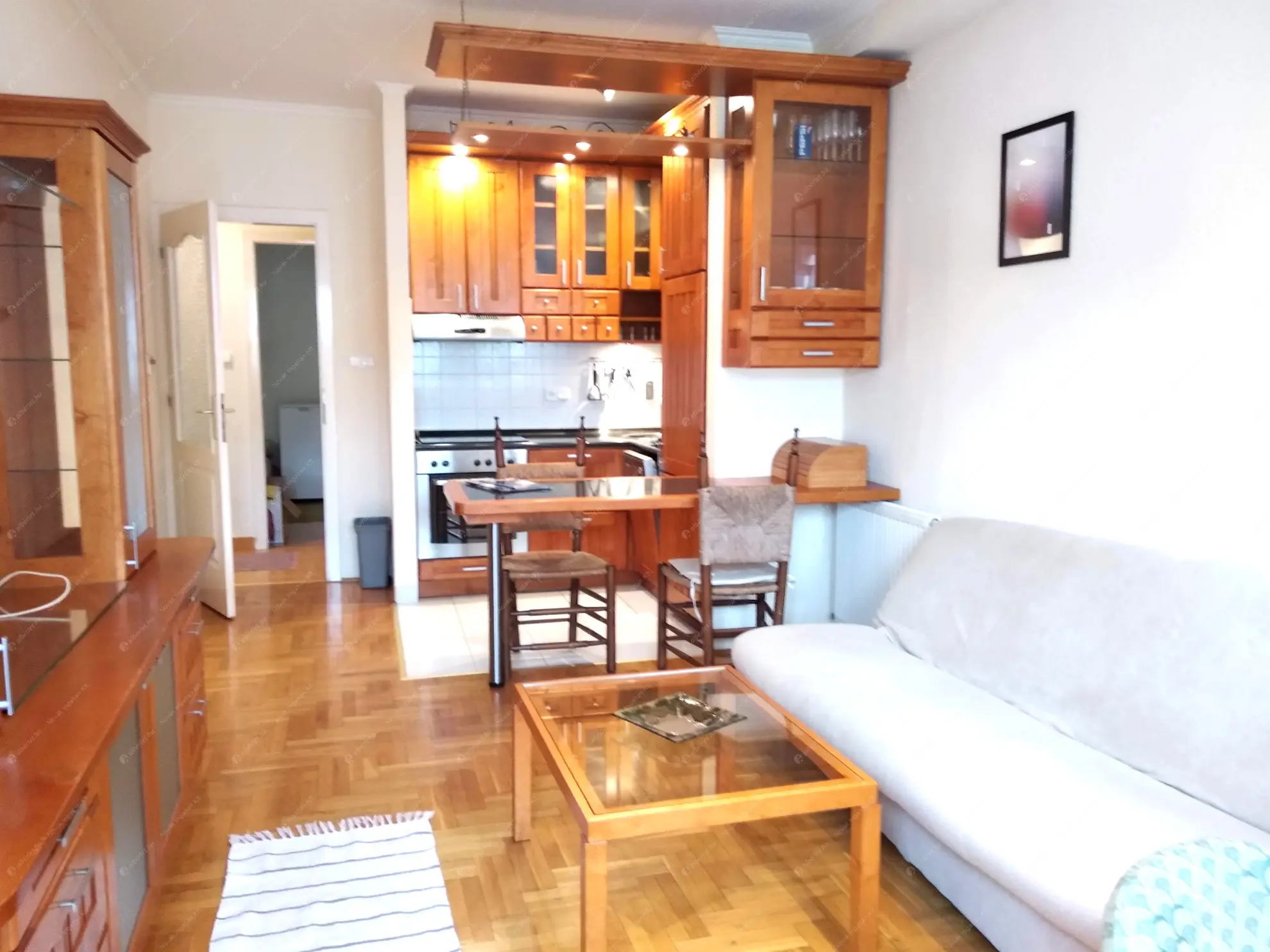 Kiadó albérlet 260000 Ft/hó áron: Budapest, VII. kerület  Izabella utca. Mérete: 40 nm, 2 szobás | Alberlet.hu - 6548991