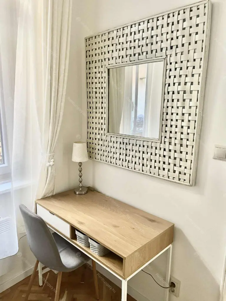 Kiadó albérlet 263000 Ft/hó áron: Budapest, VII. kerület  Izabella utca. Mérete: 40 nm, 1 szobás | Alberlet.hu - 6663369