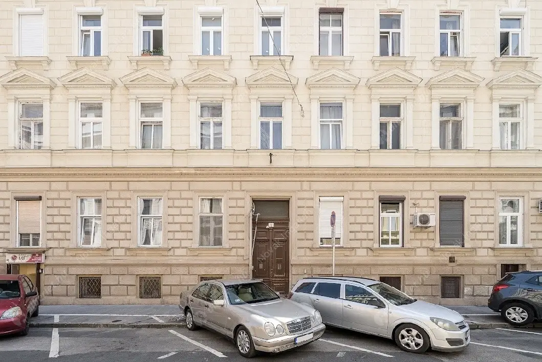 Kiadó albérlet 250000 Ft/hó áron: Budapest, VII. kerület  Jósika utca. Mérete: 35 nm, 1 szobás | Alberlet.hu - 6554736