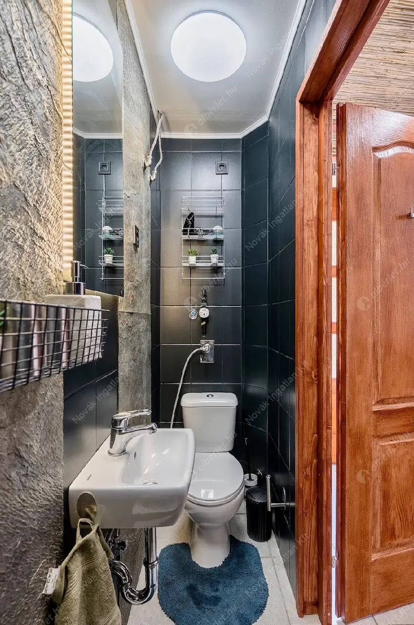 Kiadó albérlet 250000 Ft/hó áron: Budapest, VII. kerület  Jósika utca. Mérete: 35 nm, 1 szobás | Alberlet.hu - 6554742