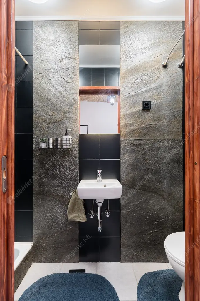 Kiadó albérlet 250000 Ft/hó áron: Budapest, VII. kerület  Jósika utca. Mérete: 35 nm, 1 szobás | Alberlet.hu - 6563015