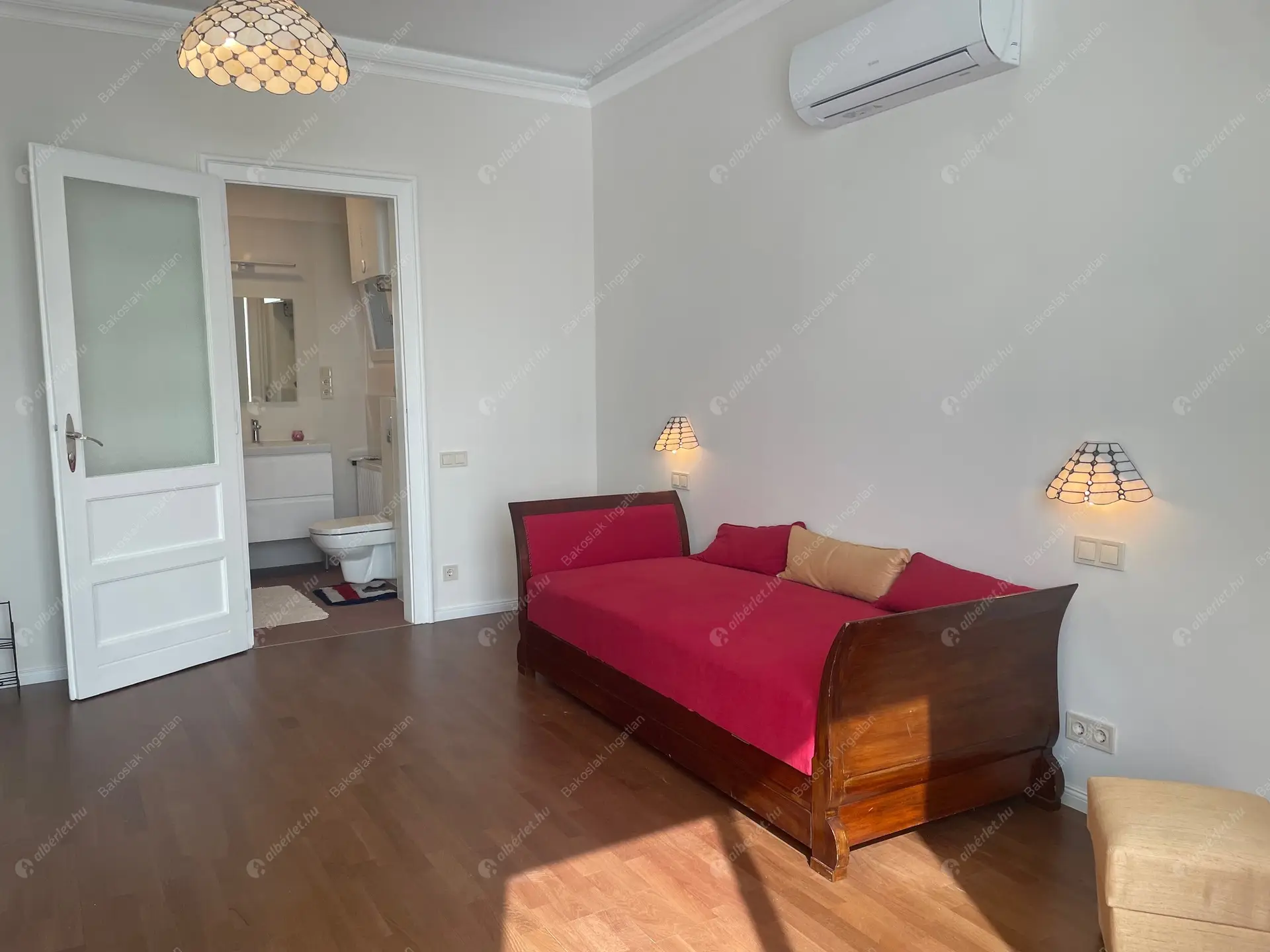 Kiadó albérlet 620000 Ft/hó áron: Budapest, VII. kerület  Károly körút. Mérete: 105 nm, 4 szobás | Alberlet.hu - 6211186