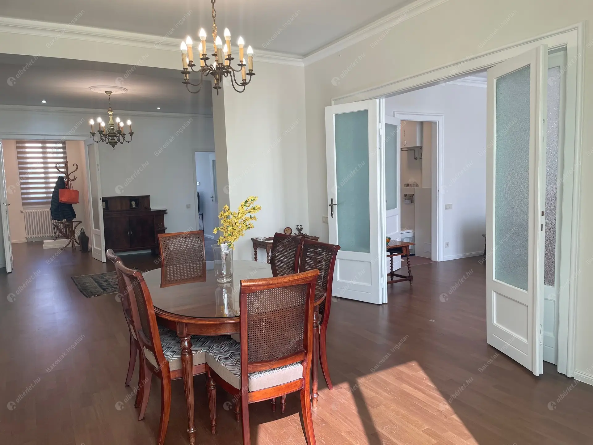 Kiadó albérlet 620000 Ft/hó áron: Budapest, VII. kerület  Károly körút. Mérete: 105 nm, 4 szobás | Alberlet.hu - 6211189