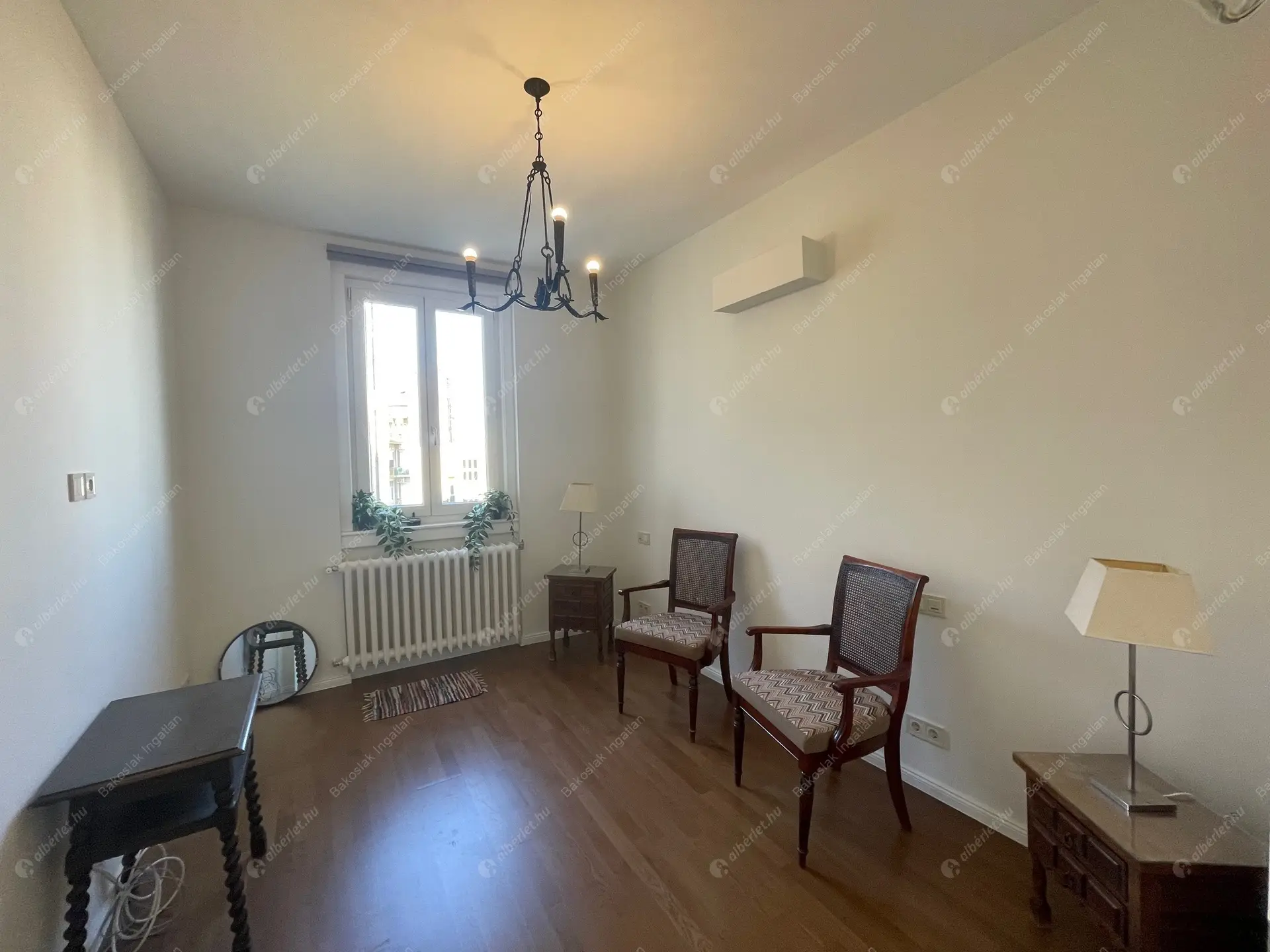 Kiadó albérlet 620000 Ft/hó áron: Budapest, VII. kerület  Károly körút. Mérete: 105 nm, 4 szobás | Alberlet.hu - 6211198