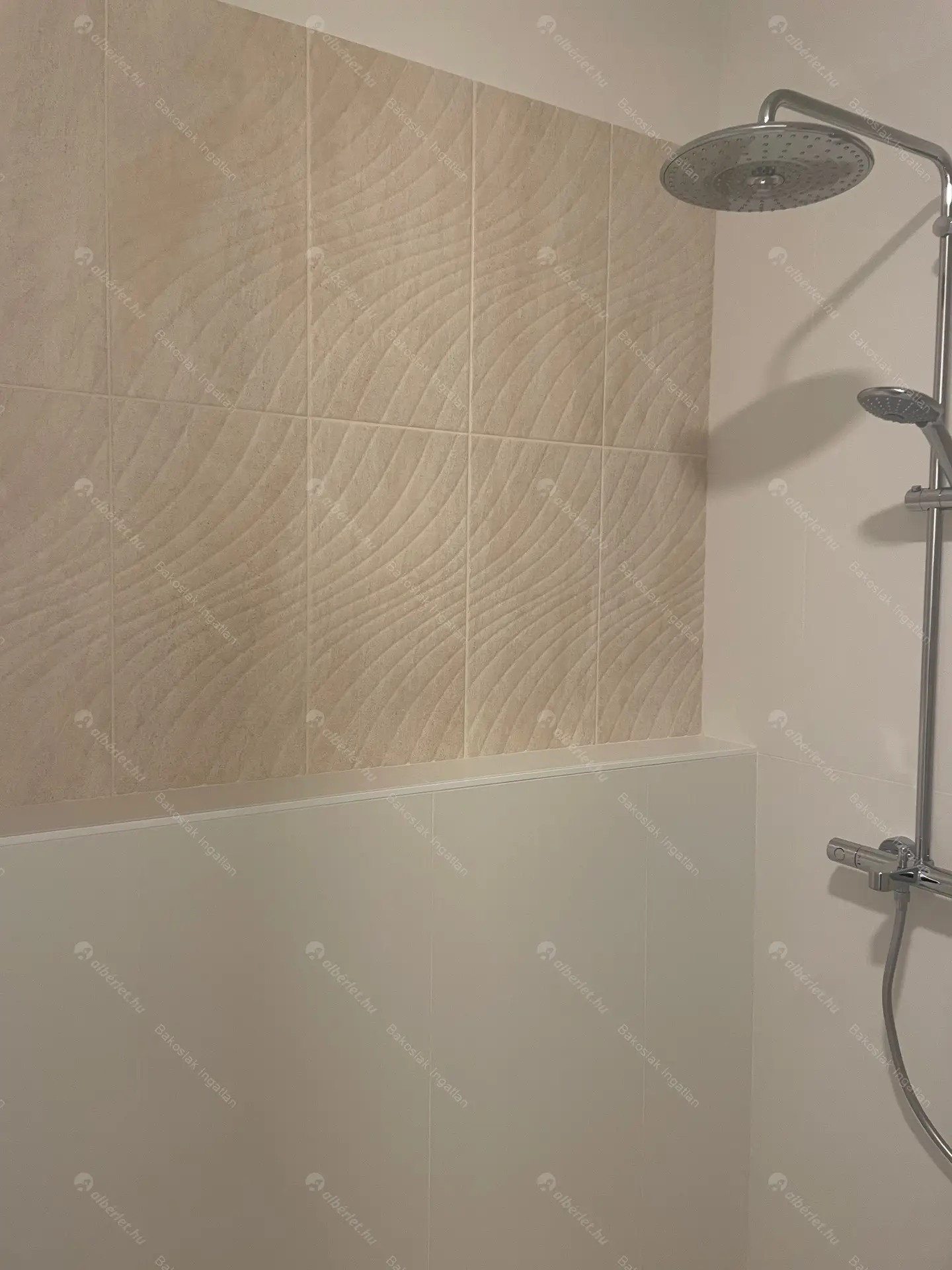 Kiadó albérlet 620000 Ft/hó áron: Budapest, VII. kerület  Károly körút. Mérete: 105 nm, 4 szobás | Alberlet.hu - 6211199