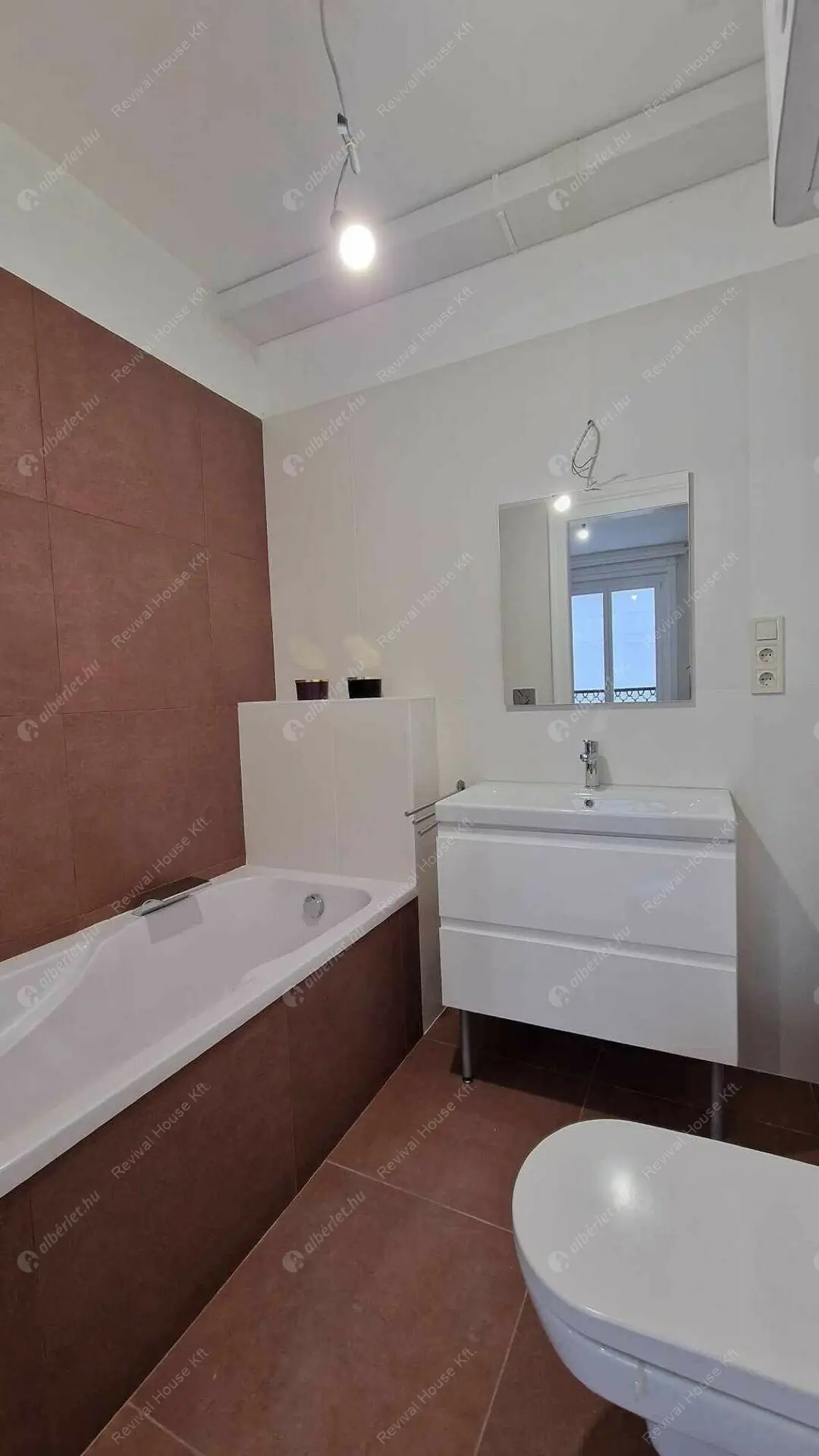 Kiadó albérlet 697000 Ft/hó áron: Budapest, VII. kerület  Károly körút. Mérete: 110 nm, 4 szobás | Alberlet.hu - 6214216