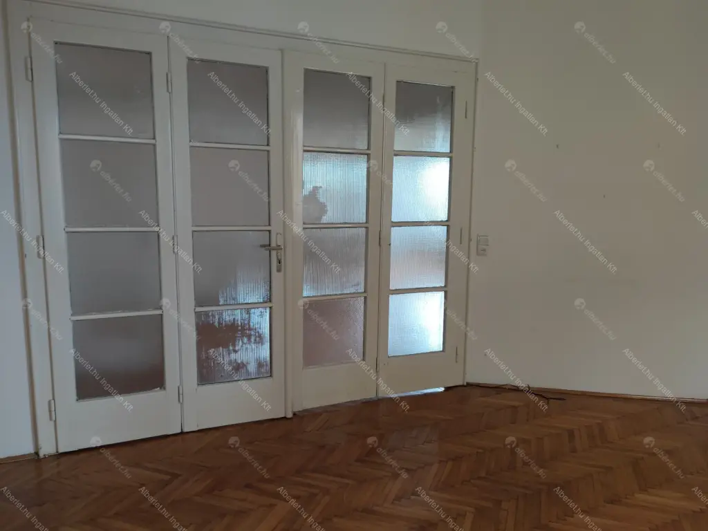 Kiadó albérlet 1200000 Ft/hó áron: Budapest, VII. kerület  Károly körút. Mérete: 114 nm, 5 szobás | Alberlet.hu - 6651511