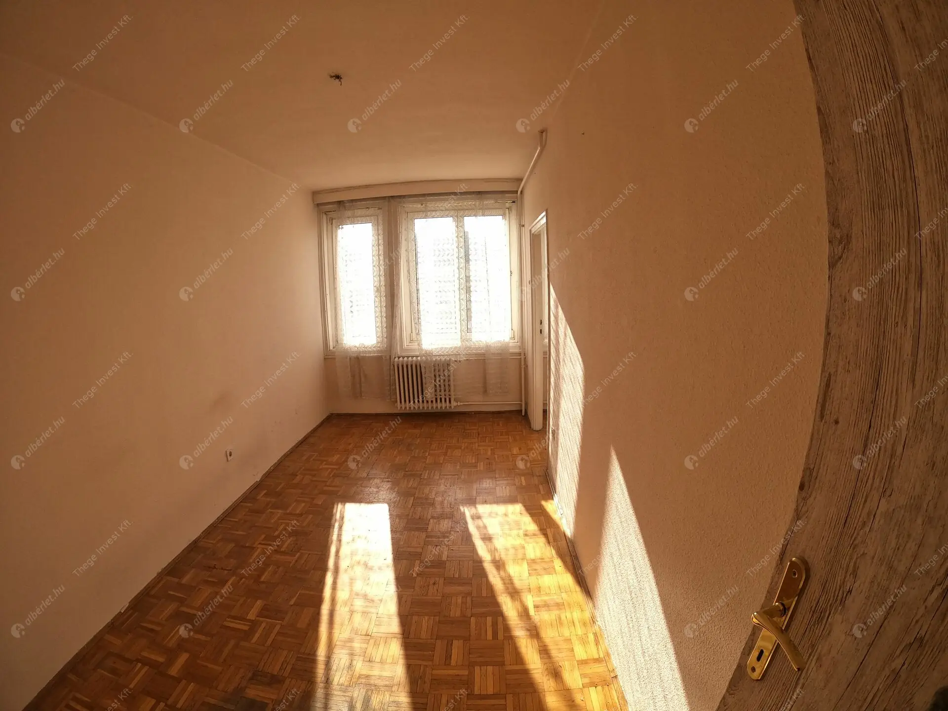 Kiadó albérlet 320000 Ft/hó áron: Budapest, VII. kerület  Károly körút. Mérete: 60 nm, 1 szobás | Alberlet.hu - 6521875