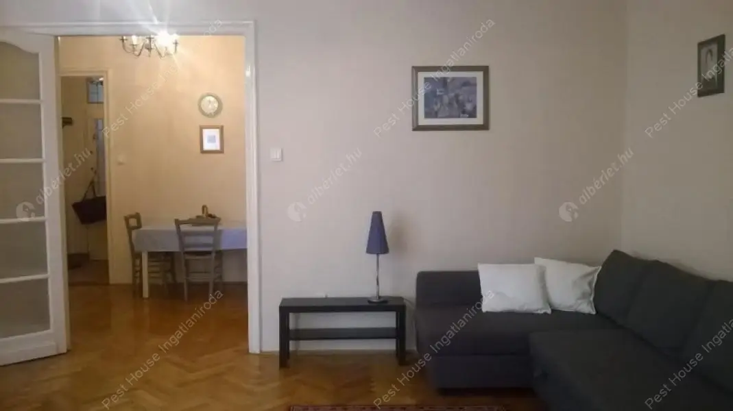 Kiadó albérlet 325000 Ft/hó áron: Budapest, VII. kerület  Károly körút. Mérete: 74 nm, 2 szobás | Alberlet.hu - 6492669