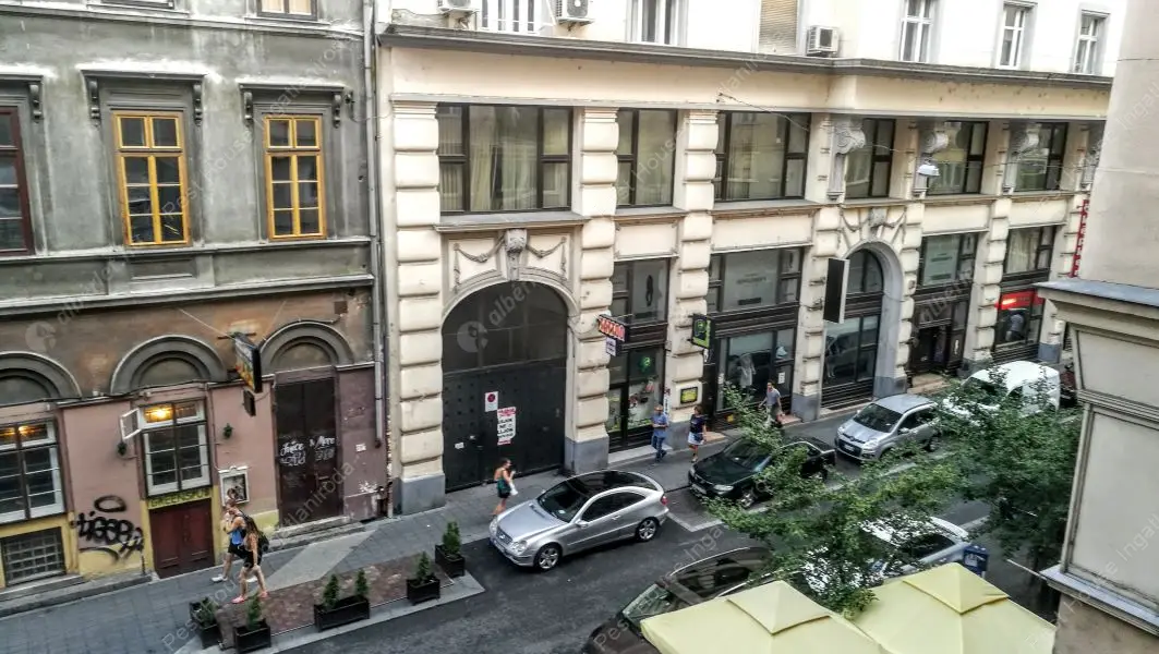 Kiadó albérlet 325000 Ft/hó áron: Budapest, VII. kerület  Károly körút. Mérete: 74 nm, 2 szobás | Alberlet.hu - 6492675