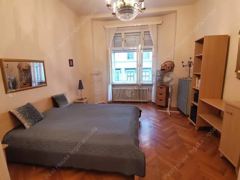 Kiadó albérlet 325000 Ft/hó áron: Budapest, VII. kerület  Károly körút. Mérete: 74 nm, 2 szobás | Alberlet.hu - 6492696