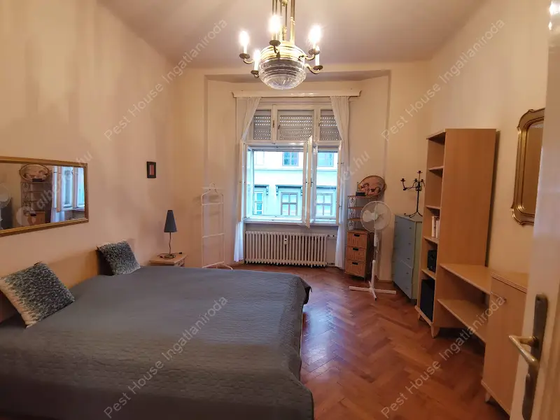 Kiadó albérlet 325000 Ft/hó áron: Budapest, VII. kerület  Károly körút. Mérete: 74 nm, 2 szobás | Alberlet.hu - 6492697