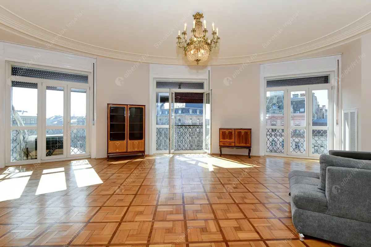 Kiadó albérlet 388000 Ft/hó áron: Budapest, VII. kerület  Károly körút. Mérete: 90 nm, 2 szobás | Alberlet.hu - 6424568