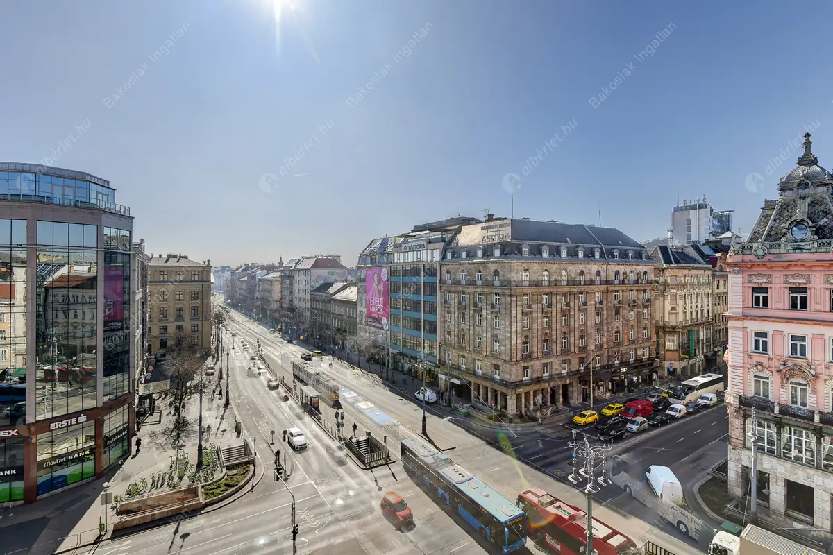Kiadó albérlet 388000 Ft/hó áron: Budapest, VII. kerület  Károly körút. Mérete: 90 nm, 2 szobás | Alberlet.hu - 6424571