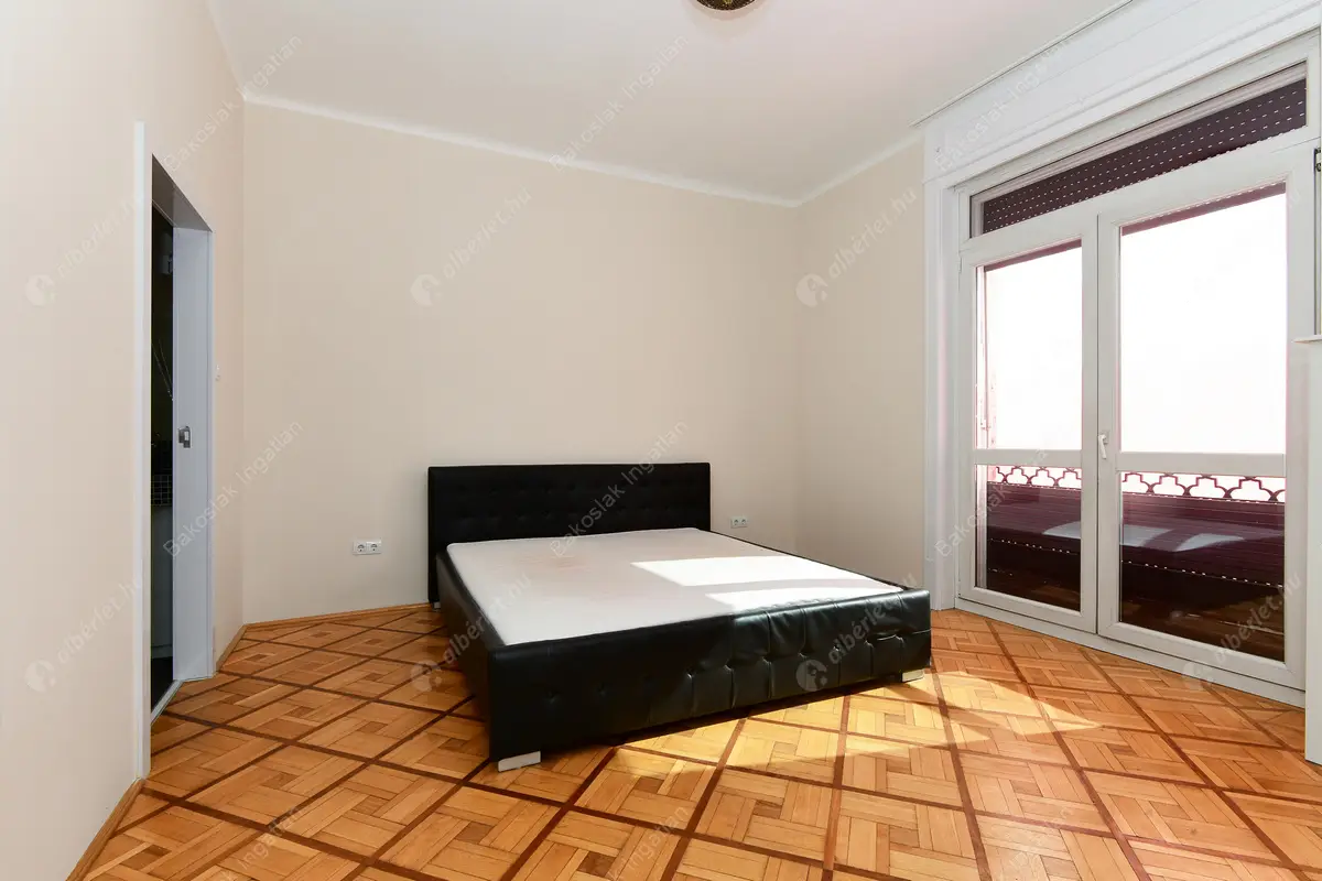 Kiadó albérlet 388000 Ft/hó áron: Budapest, VII. kerület  Károly körút. Mérete: 90 nm, 2 szobás | Alberlet.hu - 6424572