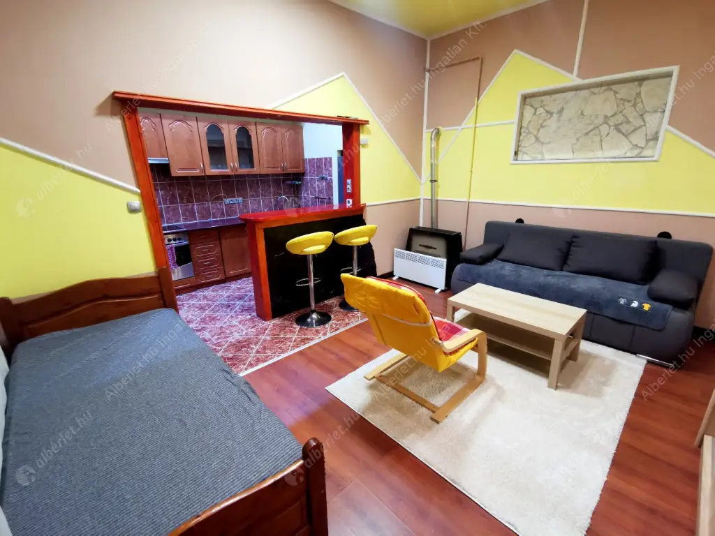 Kiadó albérlet 180000 Ft/hó áron: Budapest, VII. kerület  Kazinczy utca. Mérete: 31 nm, 1 szobás | Alberlet.hu - 6586522