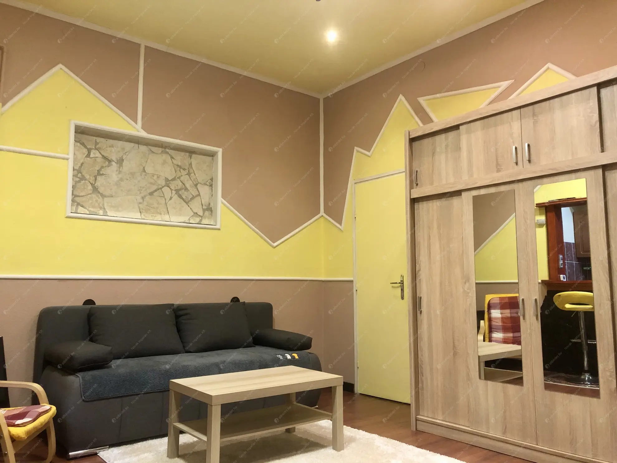 Kiadó albérlet 31000 Ft/hó áron: Budapest, VII. kerület  Kazinczy utca. Mérete: 31 nm, 1 szobás | Alberlet.hu - 6588877