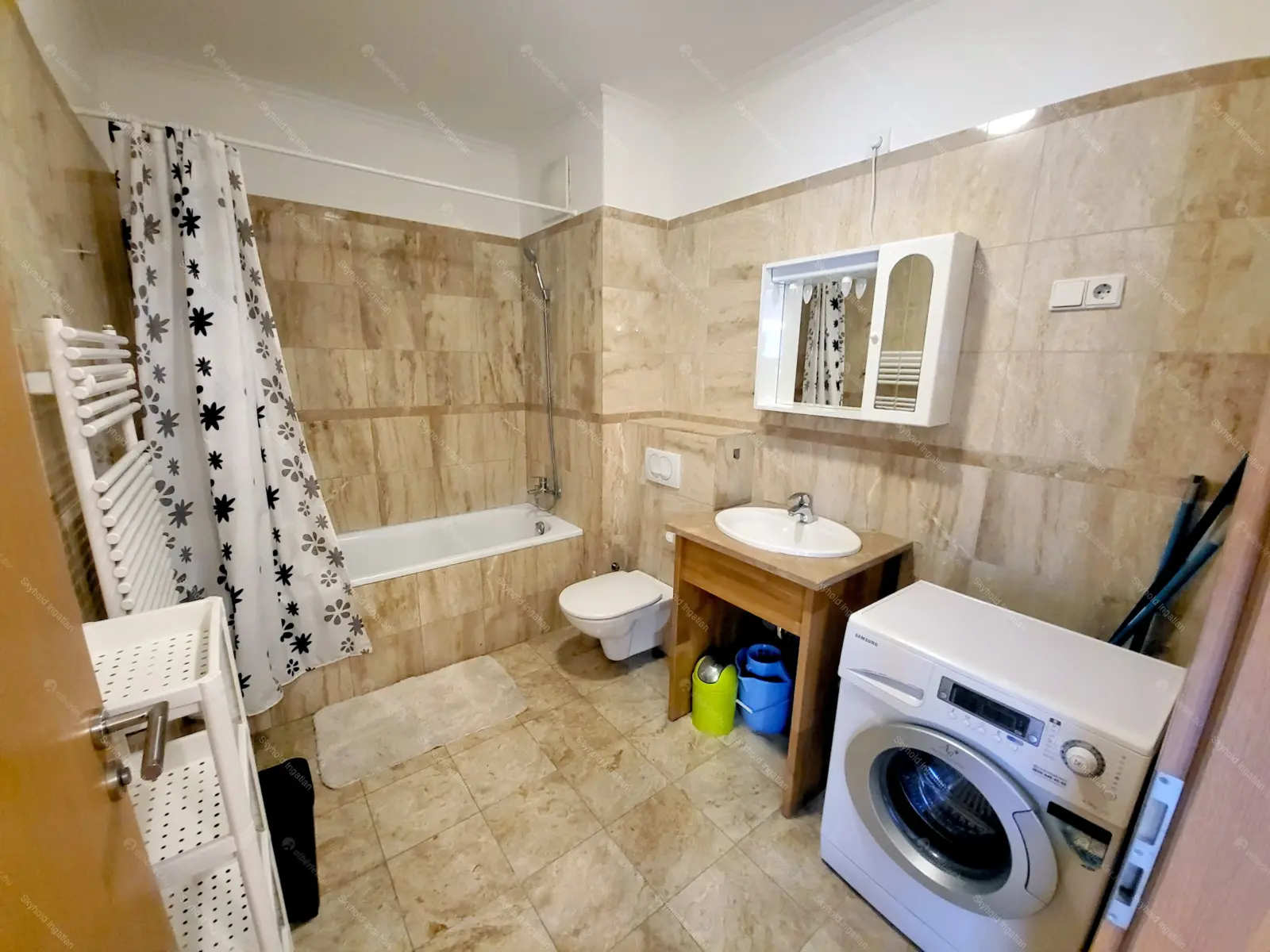 Kiadó albérlet 275000 Ft/hó áron: Budapest, VII. kerület  Kazinczy utca. Mérete: 50 nm, 2 szobás | Alberlet.hu - 6652223