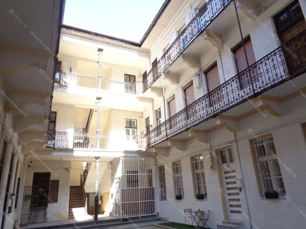 Kiadó albérlet 260000 Ft/hó áron: Budapest, VII. kerület  Kazinczy utca. Mérete: 60 nm, 2 szobás | Alberlet.hu - 6709663