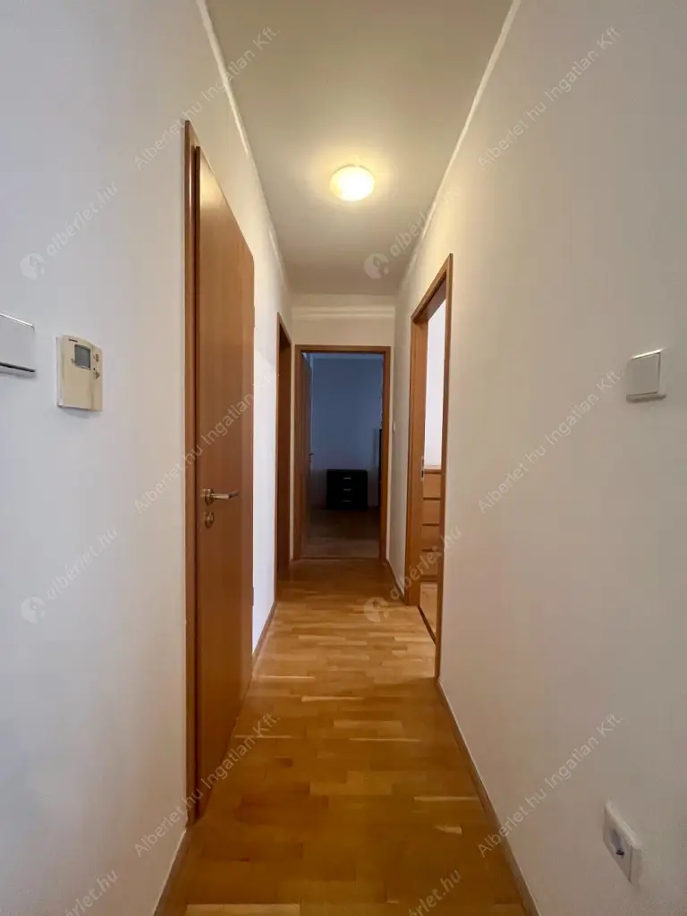 Kiadó albérlet 350000 Ft/hó áron: Budapest, VII. kerület  Kazinczy utca. Mérete: 71 nm, 3 szobás | Alberlet.hu - 6516243