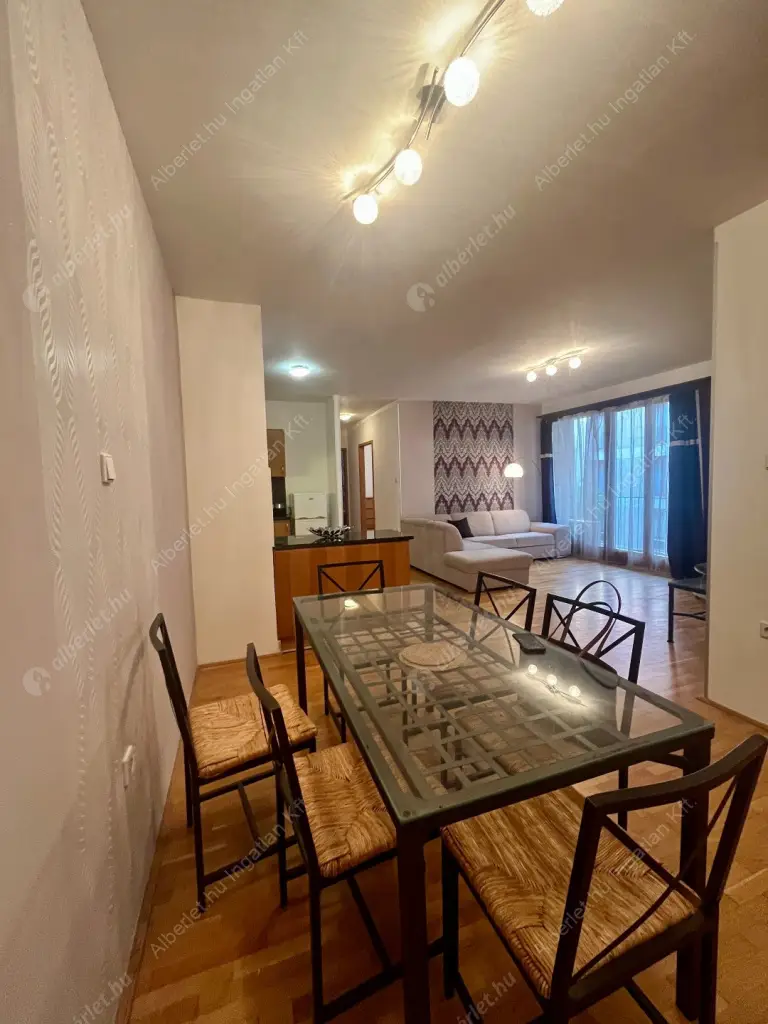 Kiadó albérlet 350000 Ft/hó áron: Budapest, VII. kerület  Kazinczy utca. Mérete: 71 nm, 3 szobás | Alberlet.hu - 6516248