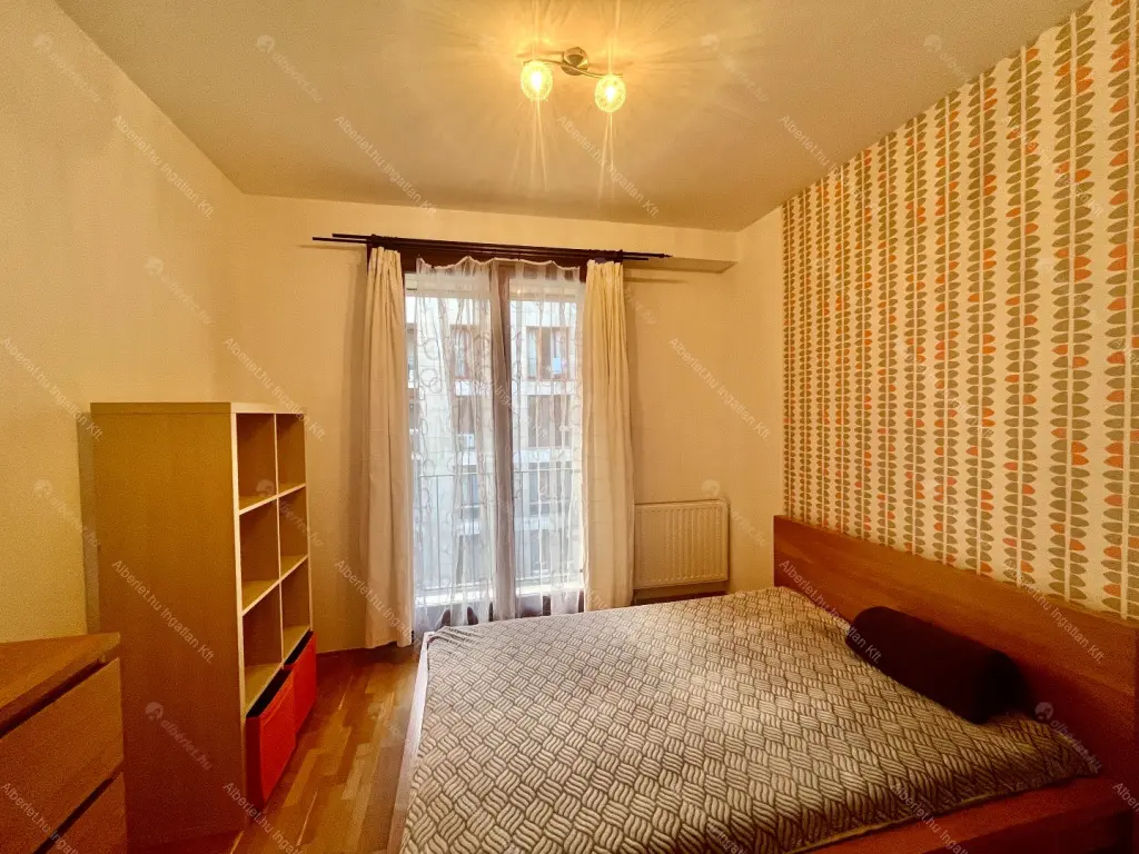 Kiadó albérlet 350000 Ft/hó áron: Budapest, VII. kerület  Kazinczy utca. Mérete: 71 nm, 3 szobás | Alberlet.hu - 6684023