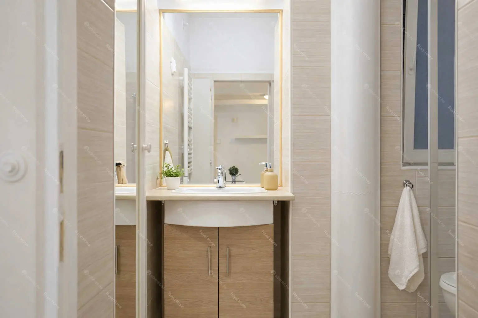 Kiadó albérlet 210000 Ft/hó áron: Budapest, VII. kerület  Kertész utca. Mérete: 30 nm, 1 szobás | Alberlet.hu - 6663399