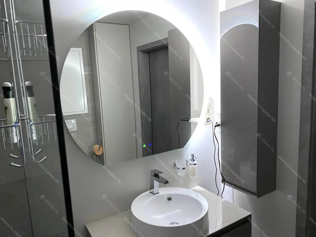 Kiadó albérlet 340000 Ft/hó áron: Budapest, VII. kerület  Kertész utca. Mérete: 46 nm, 2 szobás | Alberlet.hu - 6688535