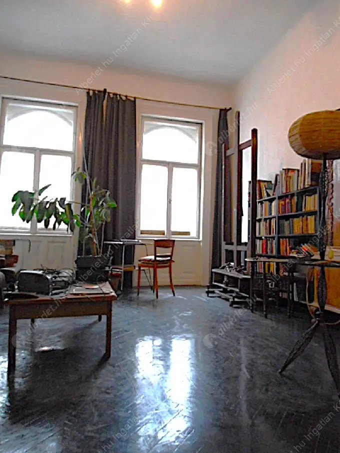 Kiadó albérlet 312000 Ft/hó áron: Budapest, VII. kerület  Kertész utca. Mérete: 93 nm, 2 szobás | Alberlet.hu - 6546133